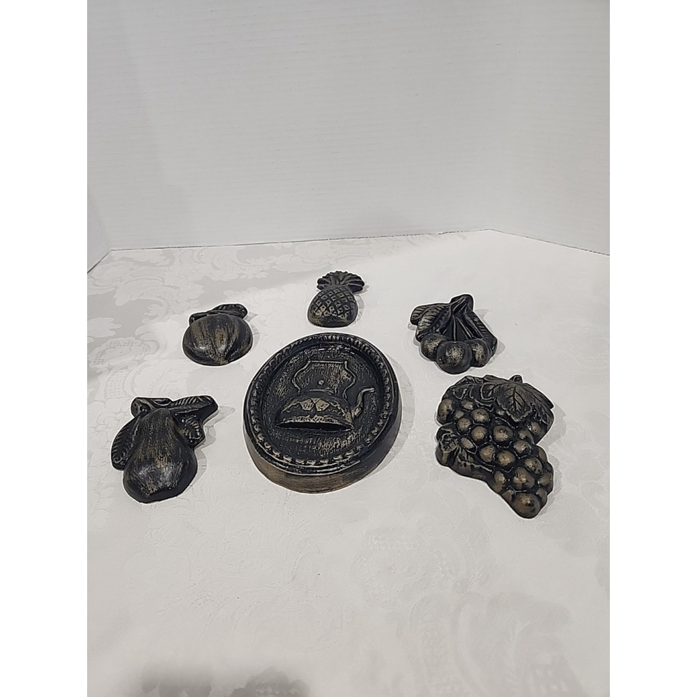 Vintage Kitschy Fruit Wall Plaques Chalk Ware Decor Set,